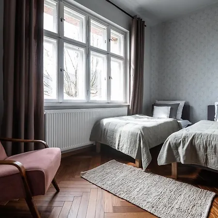 Stara Apteka בית הארחה 3*